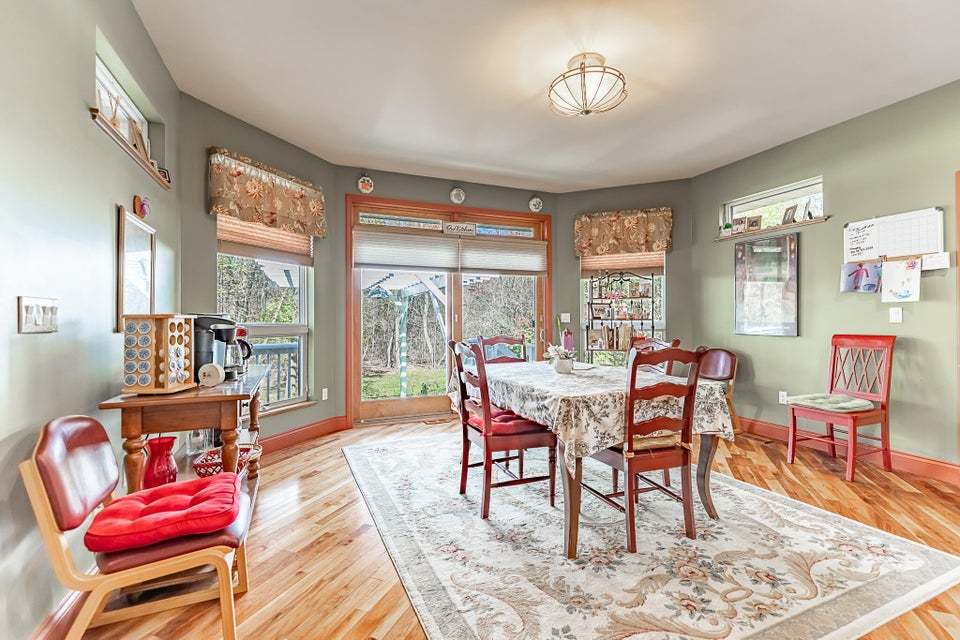 1 Timber Ridge Court Property Photo 12