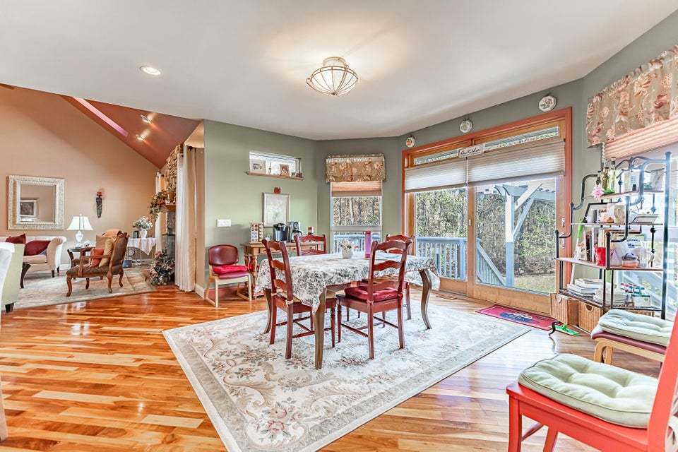 1 Timber Ridge Court Property Photo 13