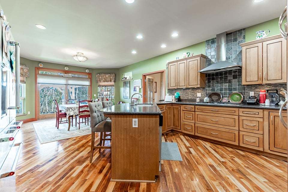 1 Timber Ridge Court Property Photo 16