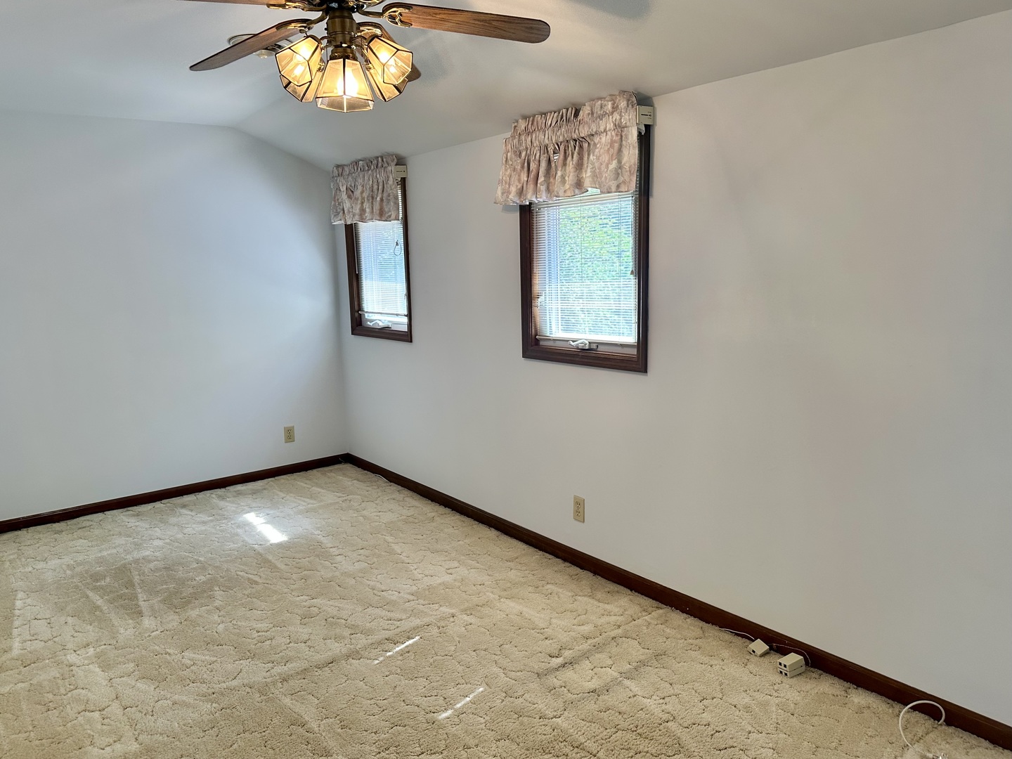 864 Ash Drive Property Photo 15