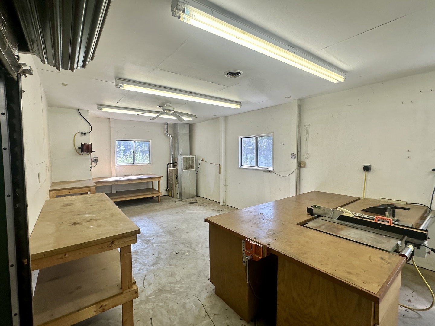 864 Ash Drive Property Photo 32