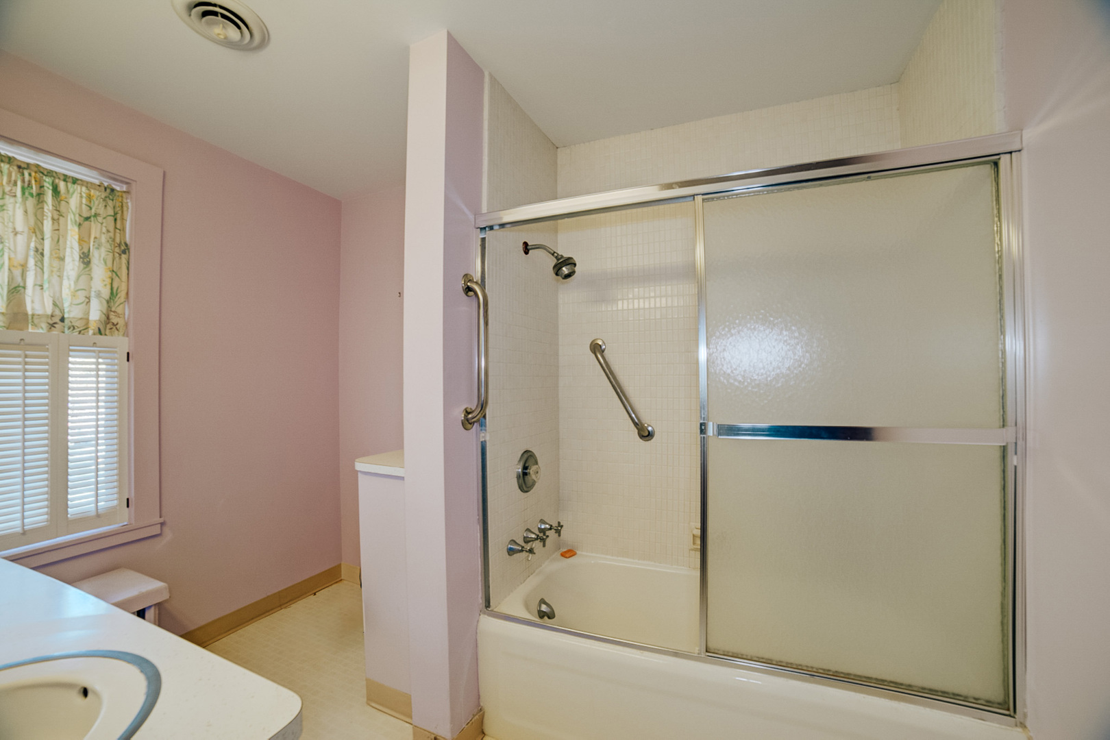 328 E Mulberry Street Property Photo 29
