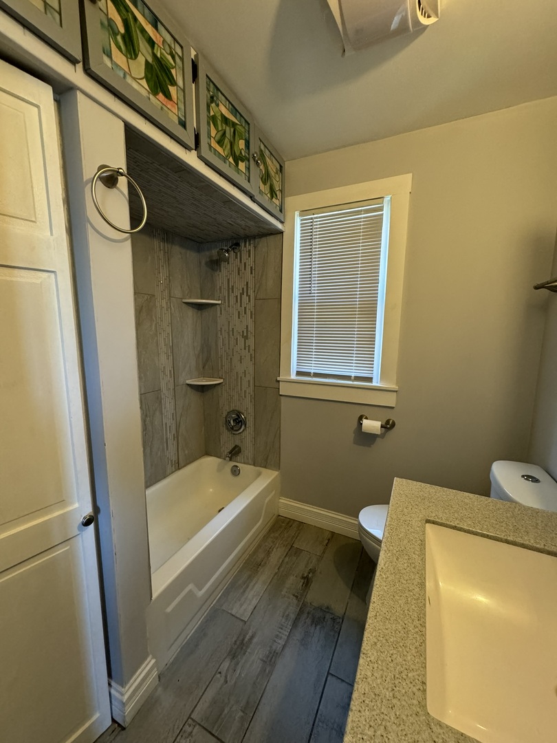 2916 Jackson Avenue Property Photo 15