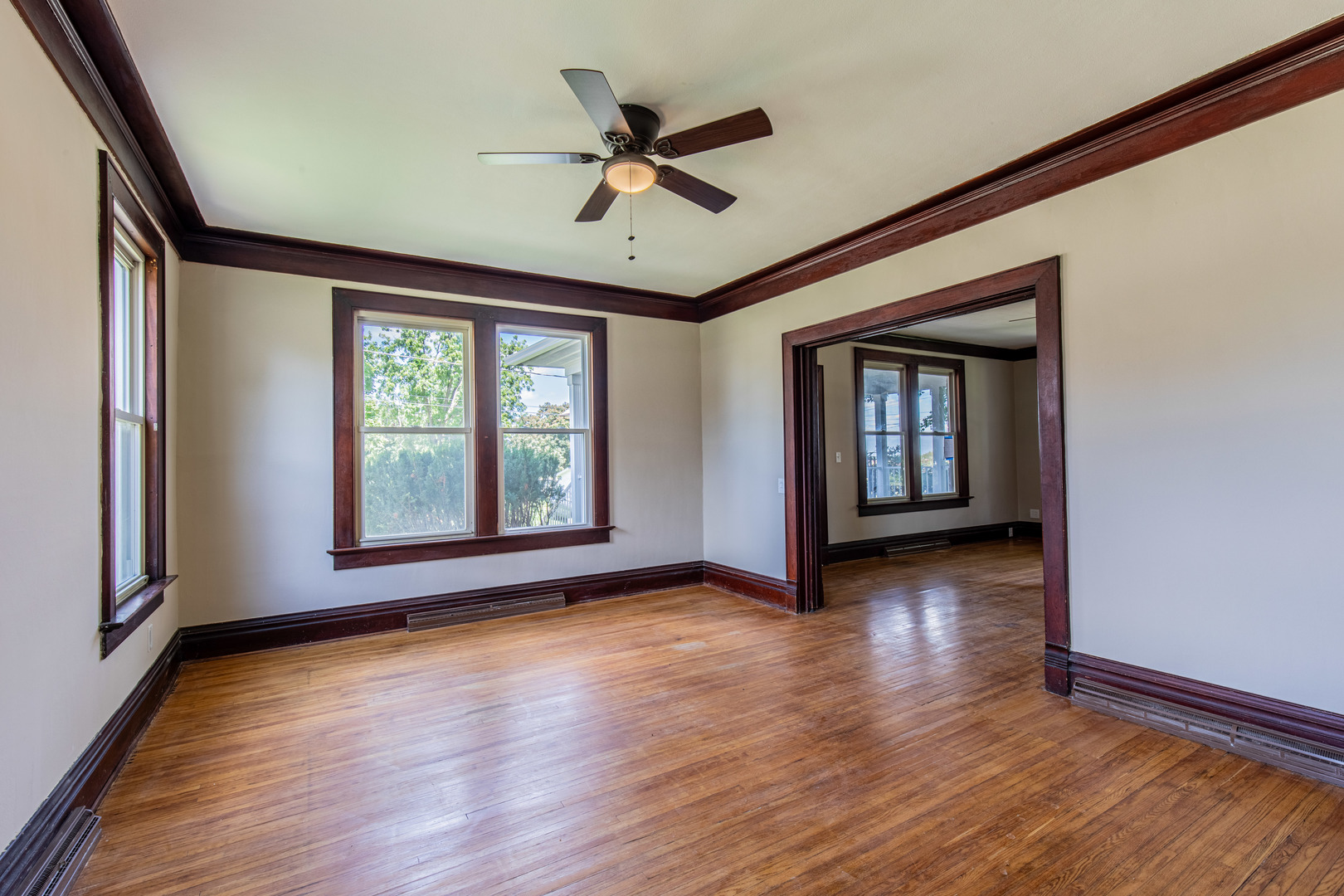211 Wiley Avenue Property Photo 9