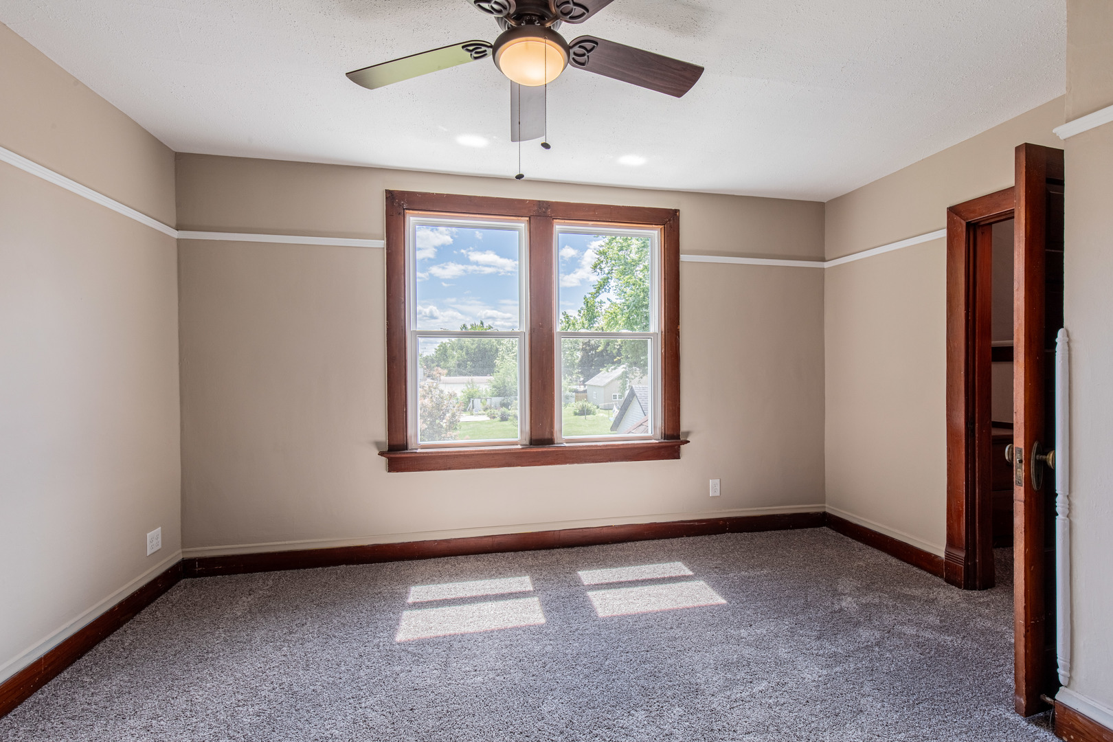 211 Wiley Avenue Property Photo 21