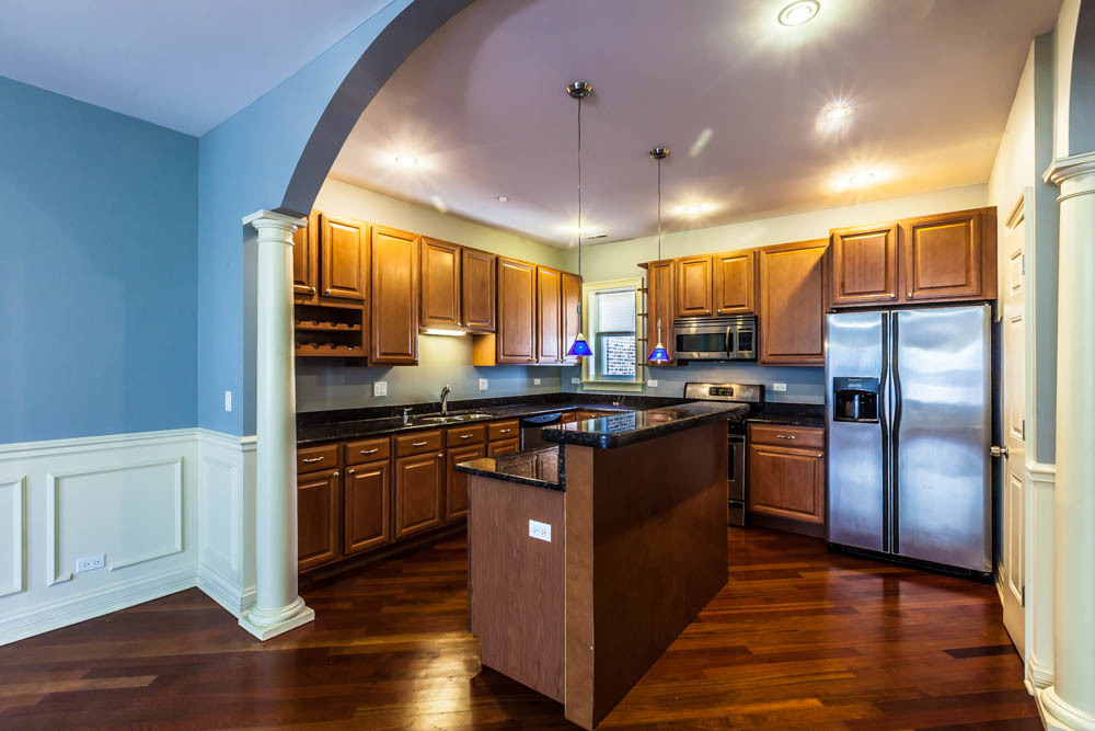 7020 S Paxton Avenue 2s Property Photo 5
