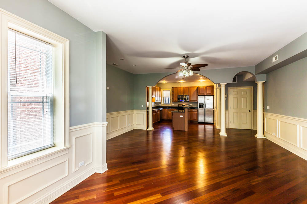 7020 S Paxton Avenue 2s Property Photo 6