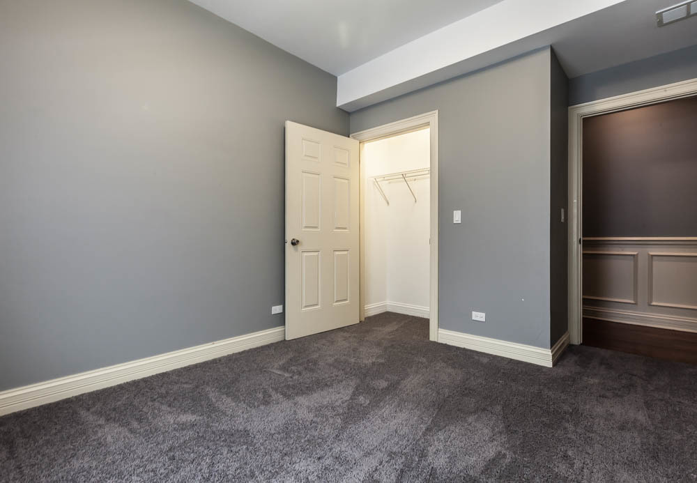 7020 S Paxton Avenue 2s Property Photo 16