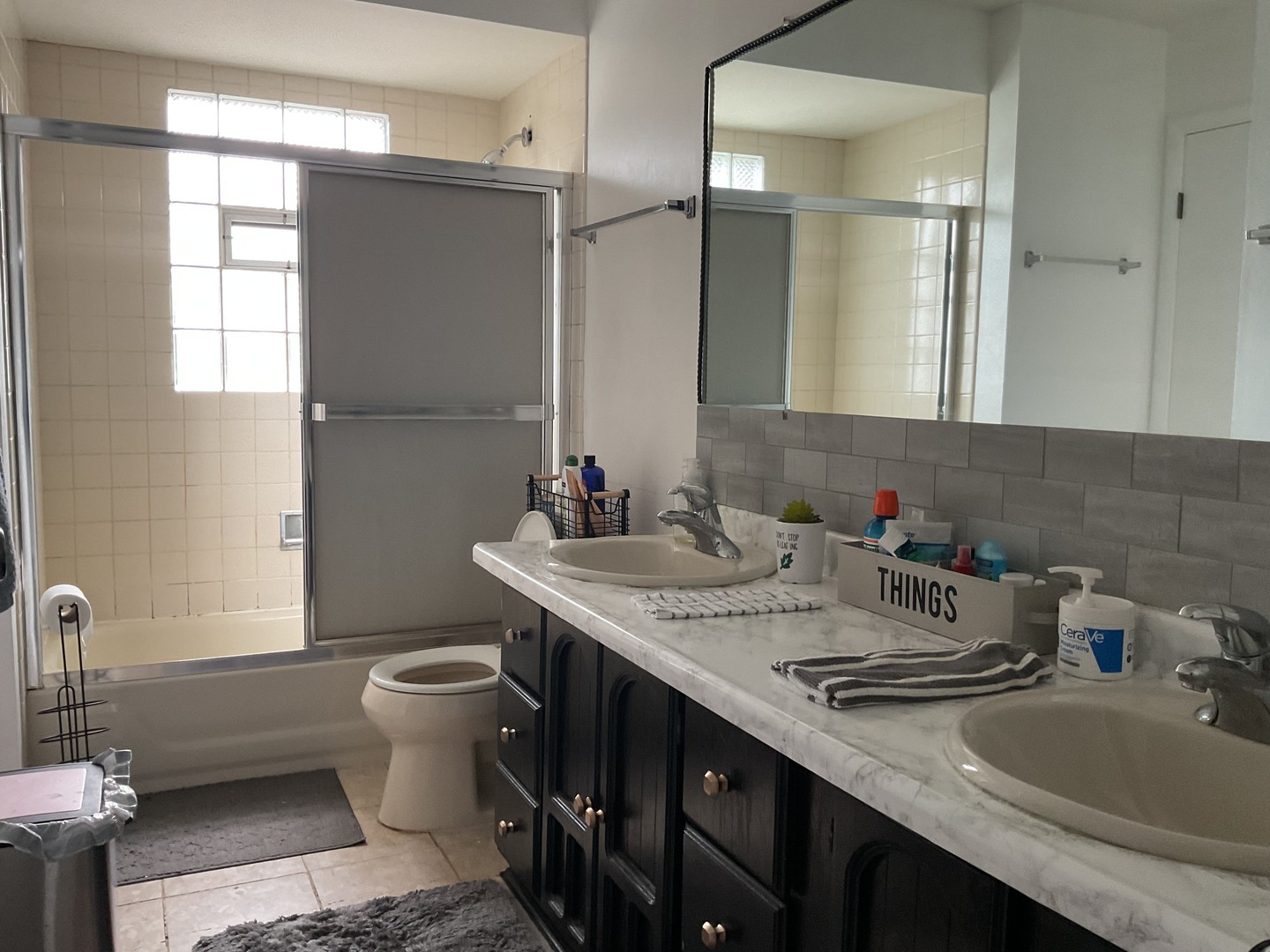 1429 S Busse Road Property Photo 7