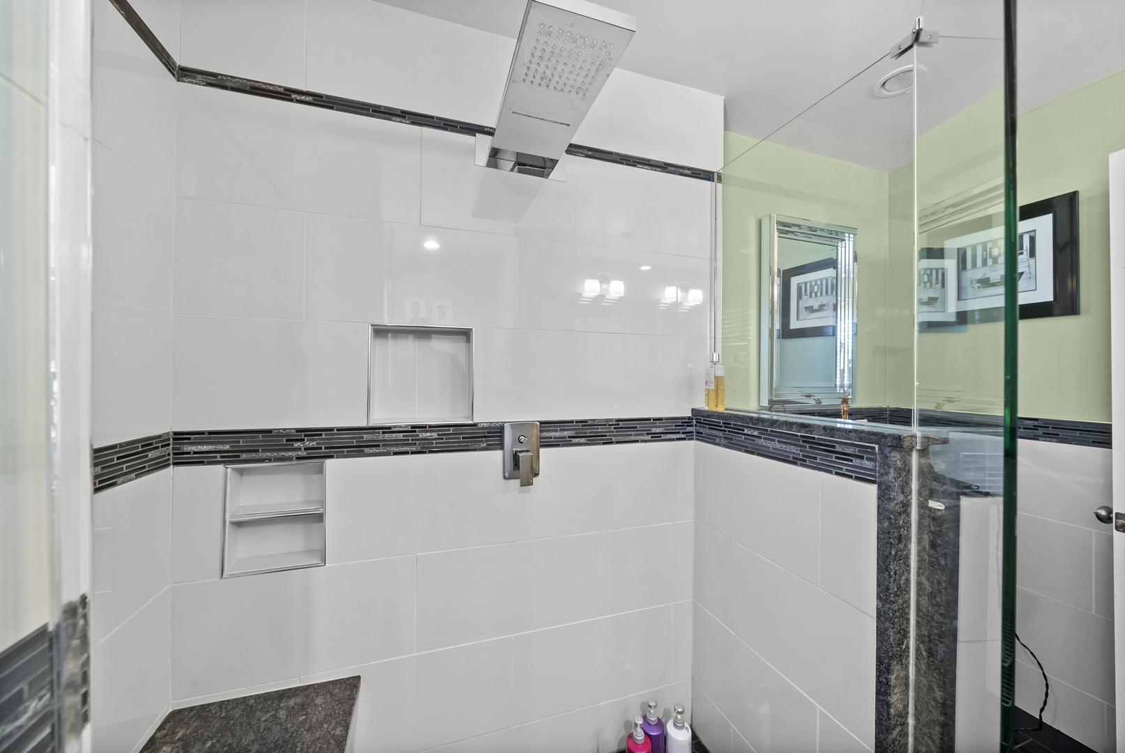 19013 Jonathan Lane Property Photo 15