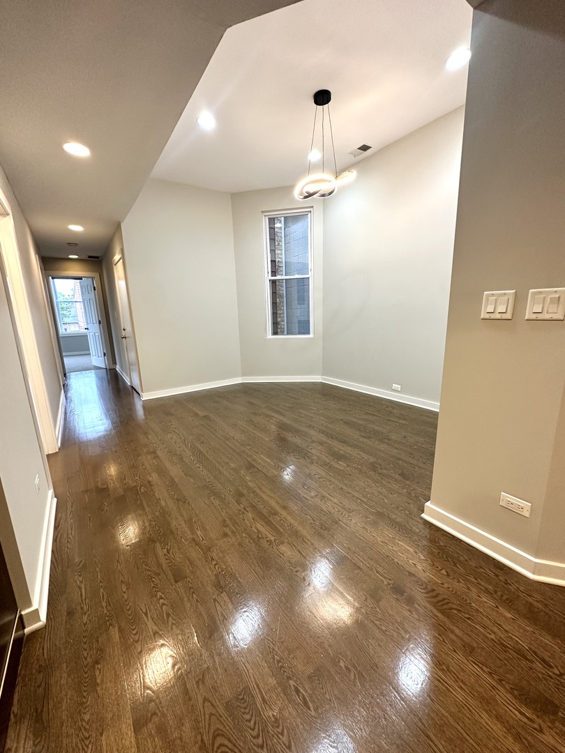 1825 W Armitage Avenue 2 Property Photo 4