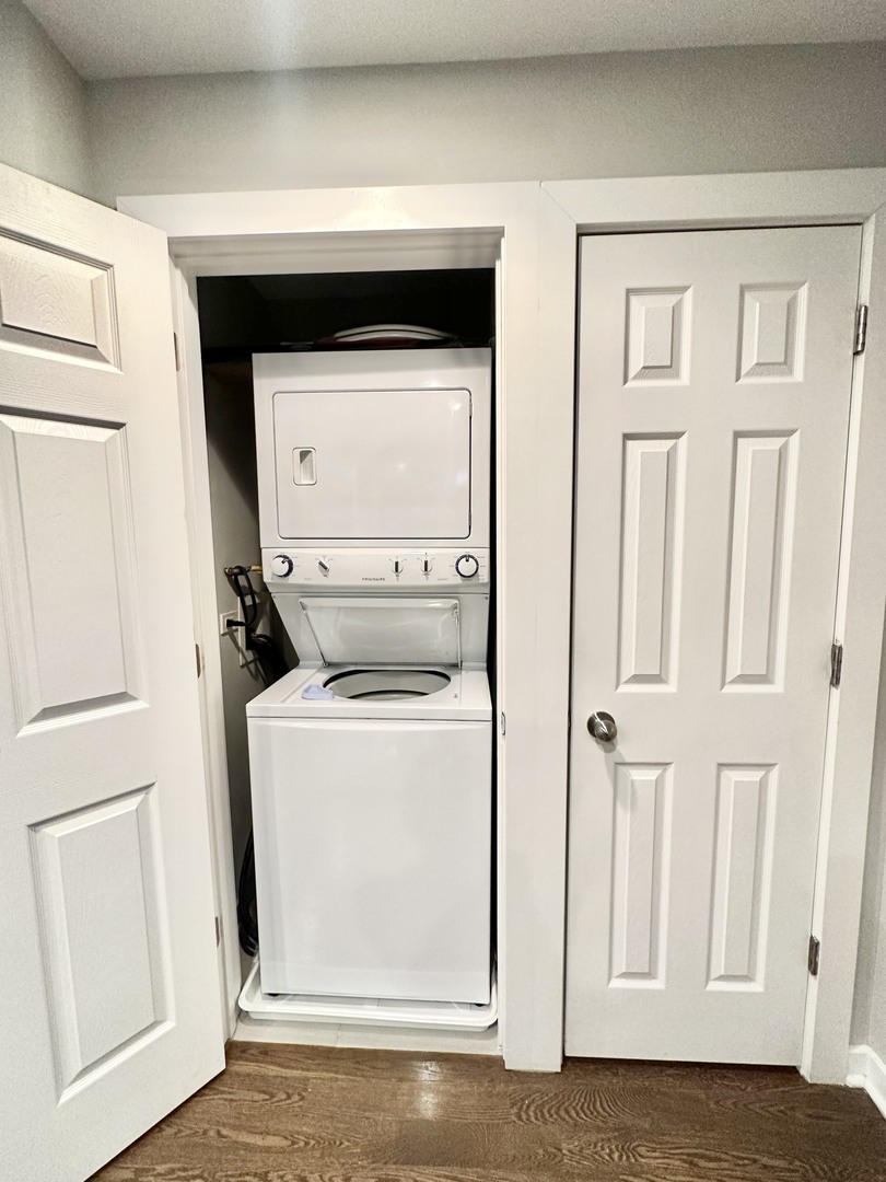 1825 W Armitage Avenue 2 Property Photo 5