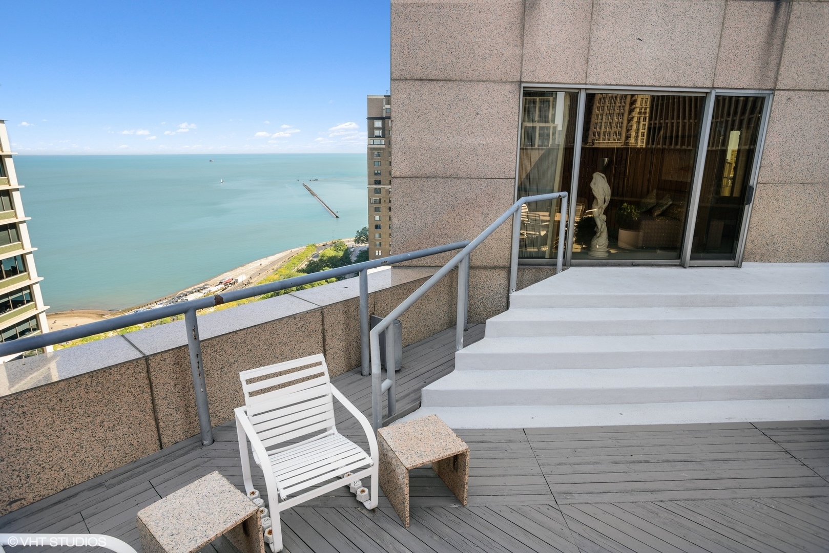 950 N Michigan Avenue 2203 Property Photo 6