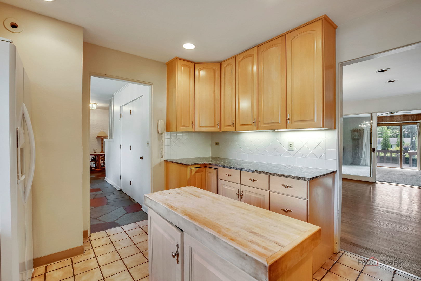 135 E Hawthorne Court Property Photo 17