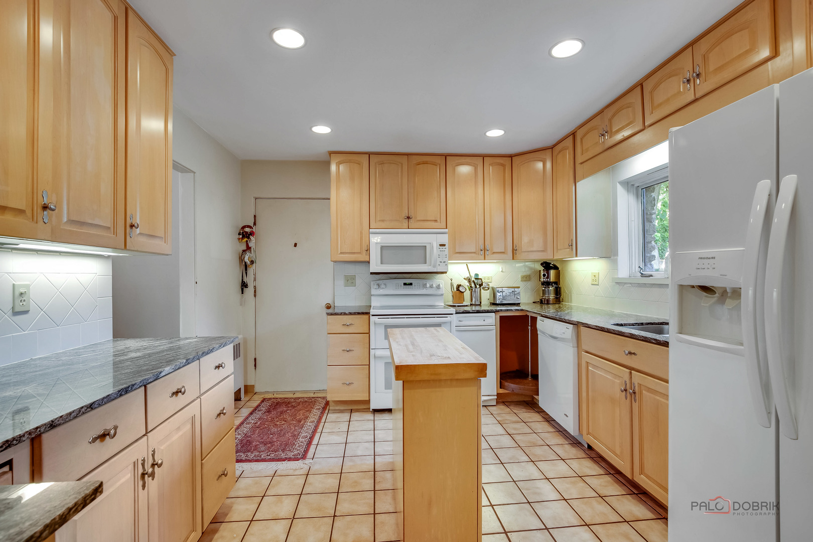 135 E Hawthorne Court Property Photo 18