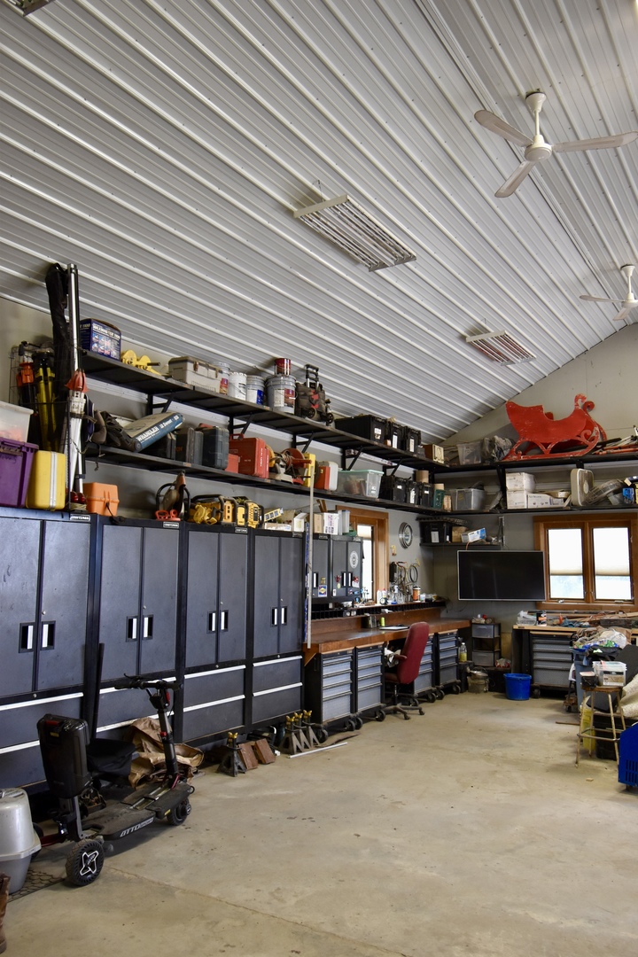 2951 N 28th Road Property Photo 44