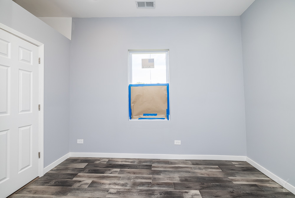5207 S Laflin Street Property Photo 8