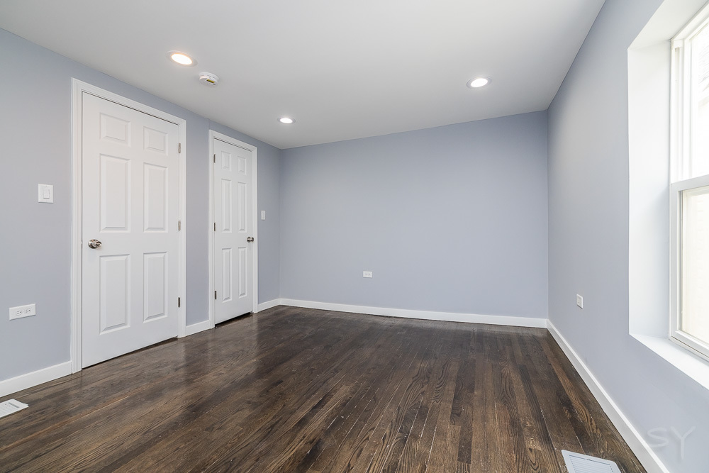 5207 S Laflin Street Property Photo 19