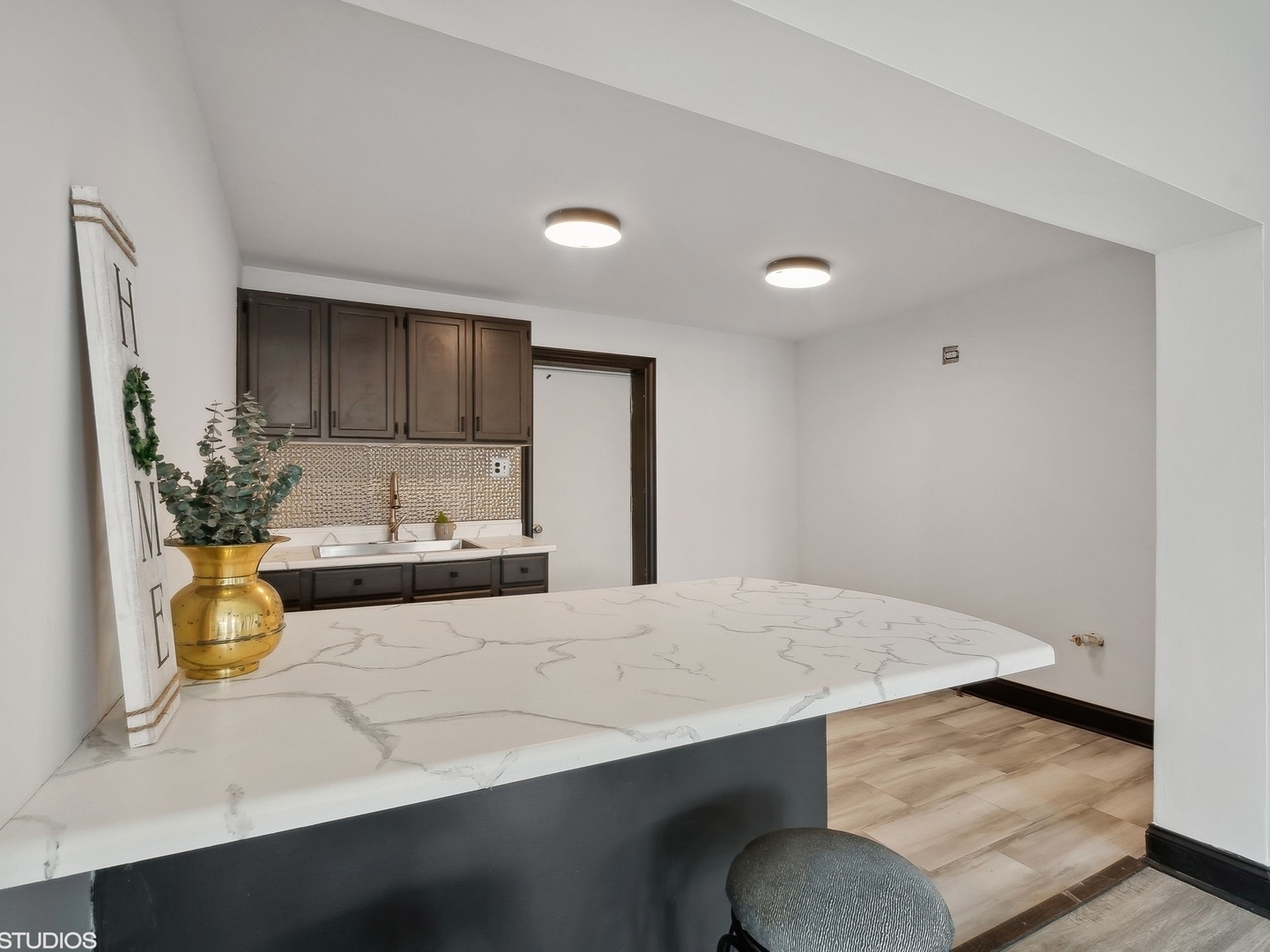709 S Sacramento Boulevard Property Photo 6