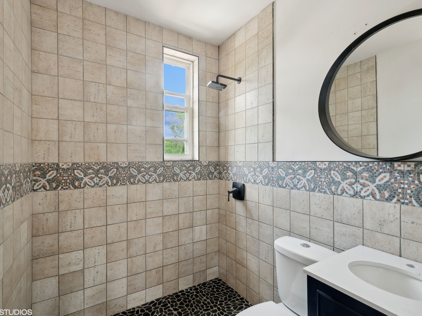 709 S Sacramento Boulevard Property Photo 12