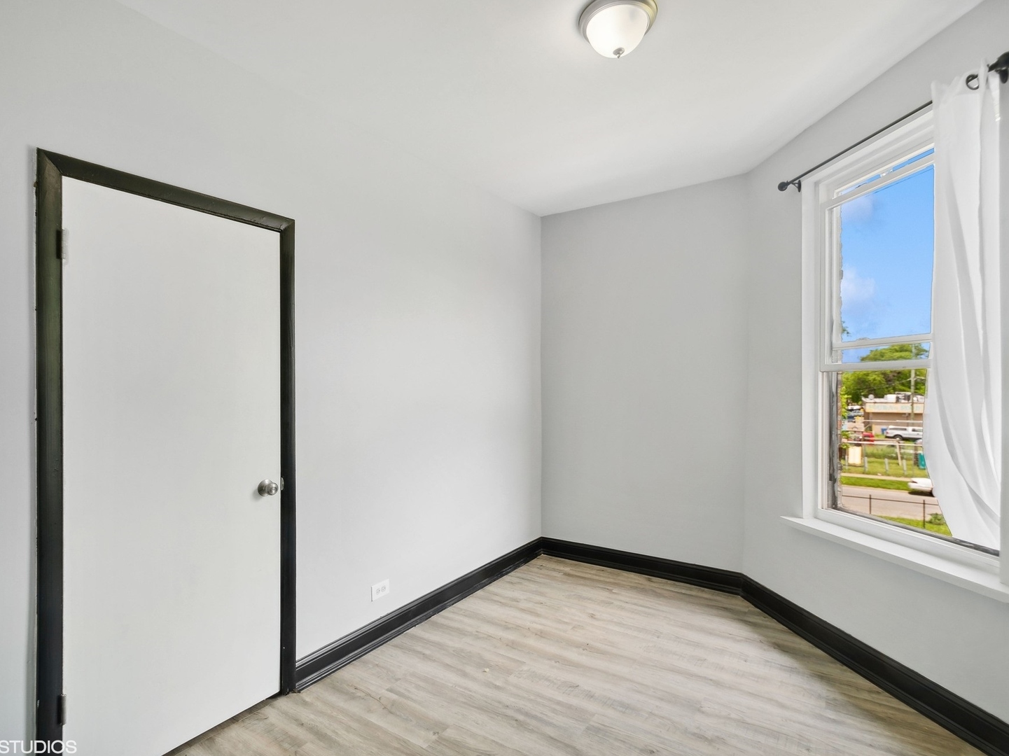 709 S Sacramento Boulevard Property Photo 13