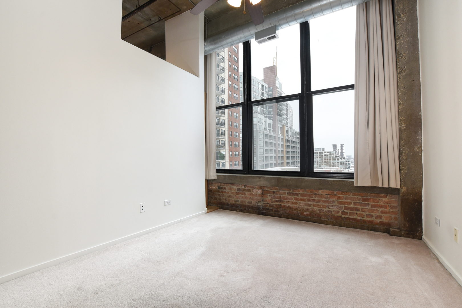 1516 S Wabash Avenue 708 Property Photo 7