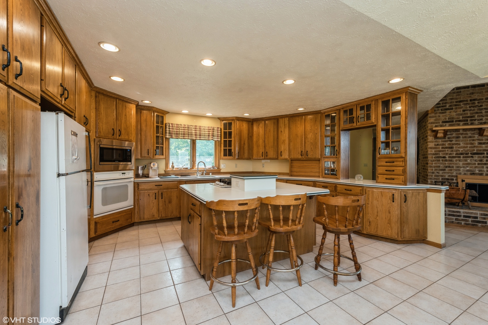 33191 Carson Road Property Photo 4