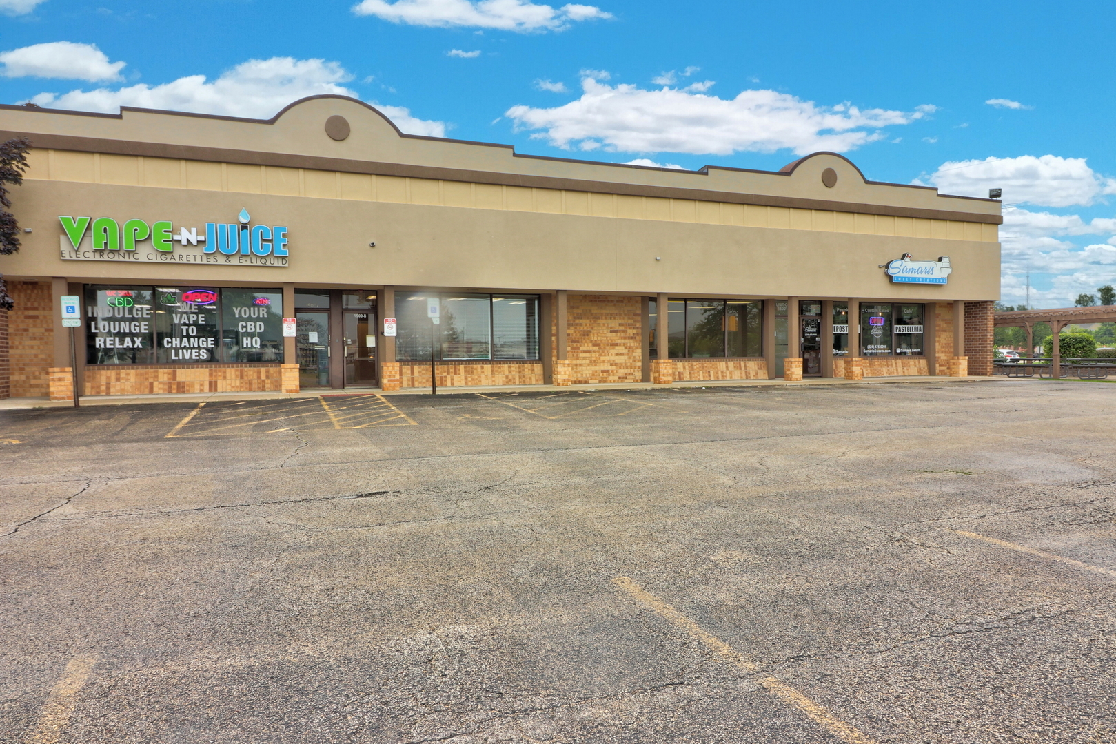 1500 S Lake Street Property Photo 1