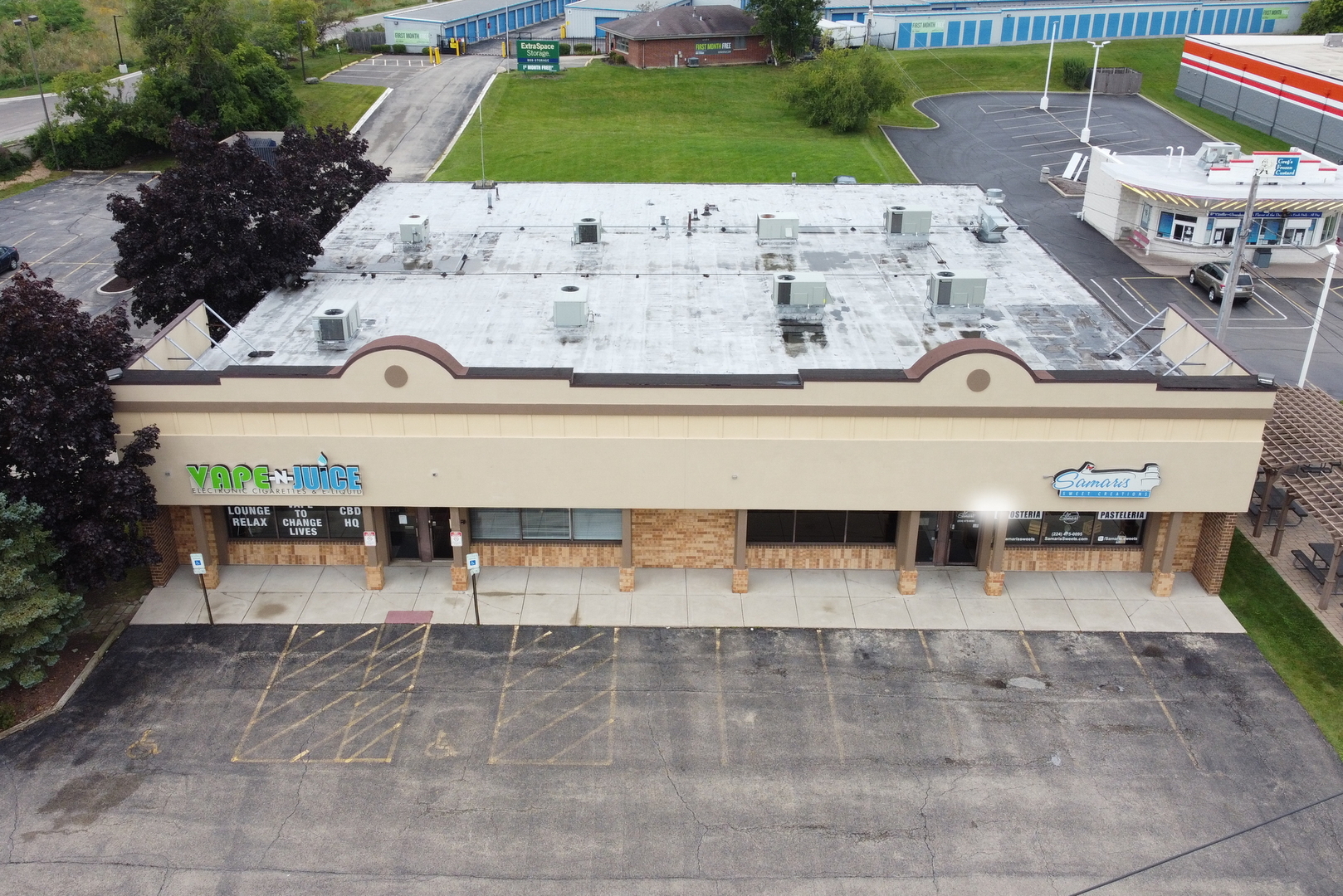 1500 S Lake Street Property Photo 3
