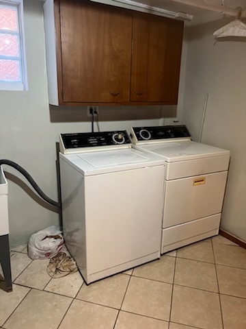 7536 S Clyde Avenue Property Photo 5