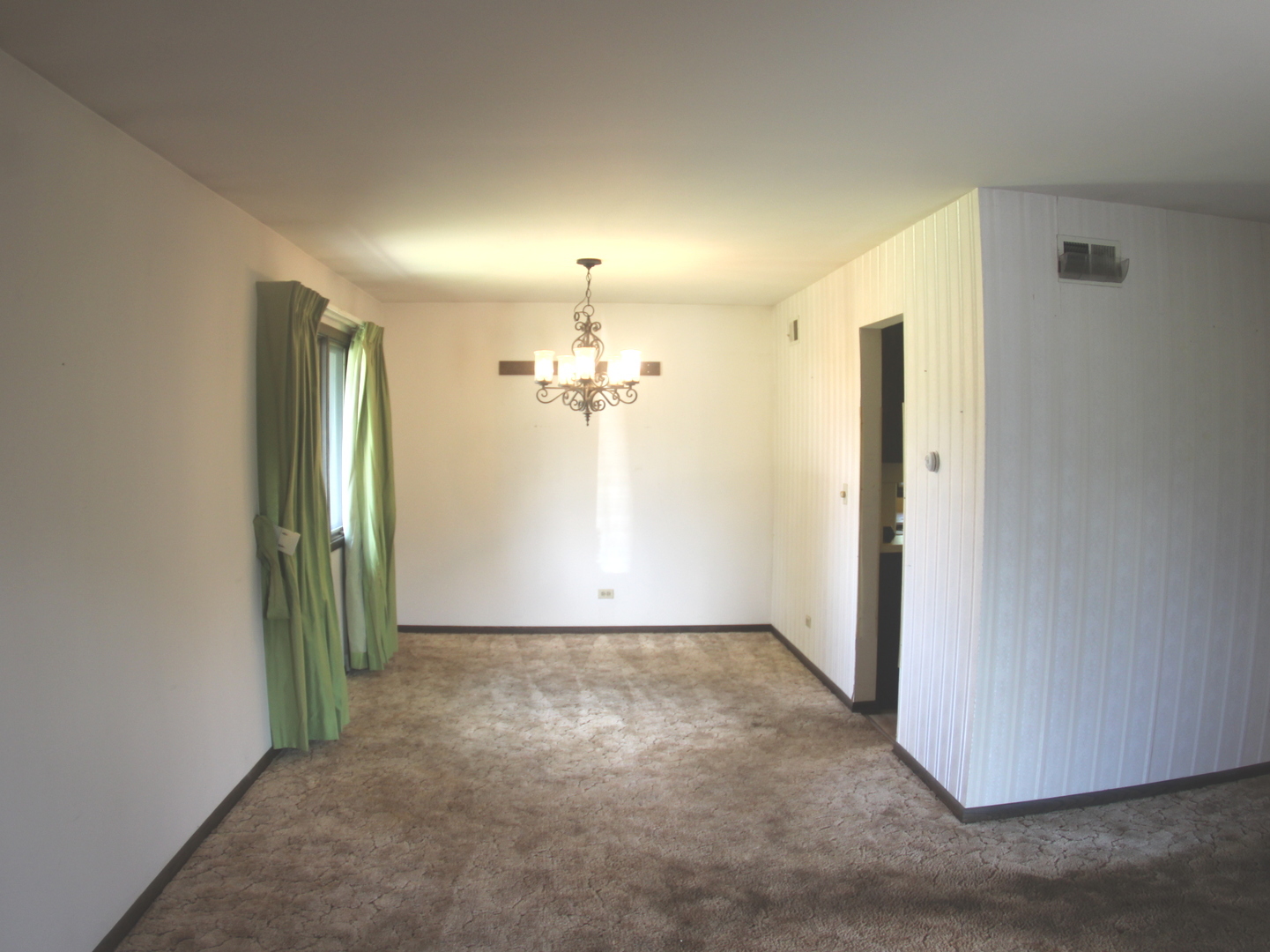26509 S Woodlawn Avenue Property Photo 8