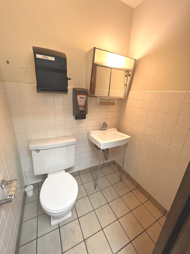 17406 Burnham Avenue Property Photo 6