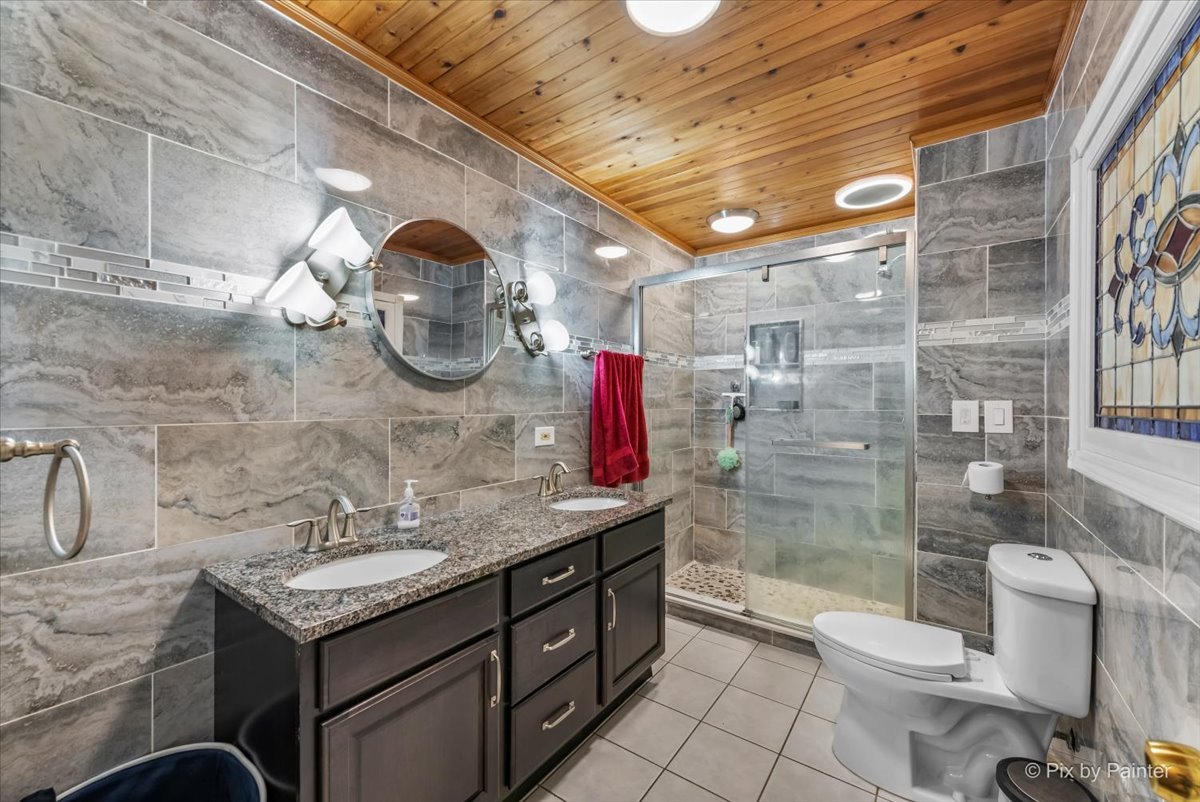 1219 Forest Drive Property Photo 8