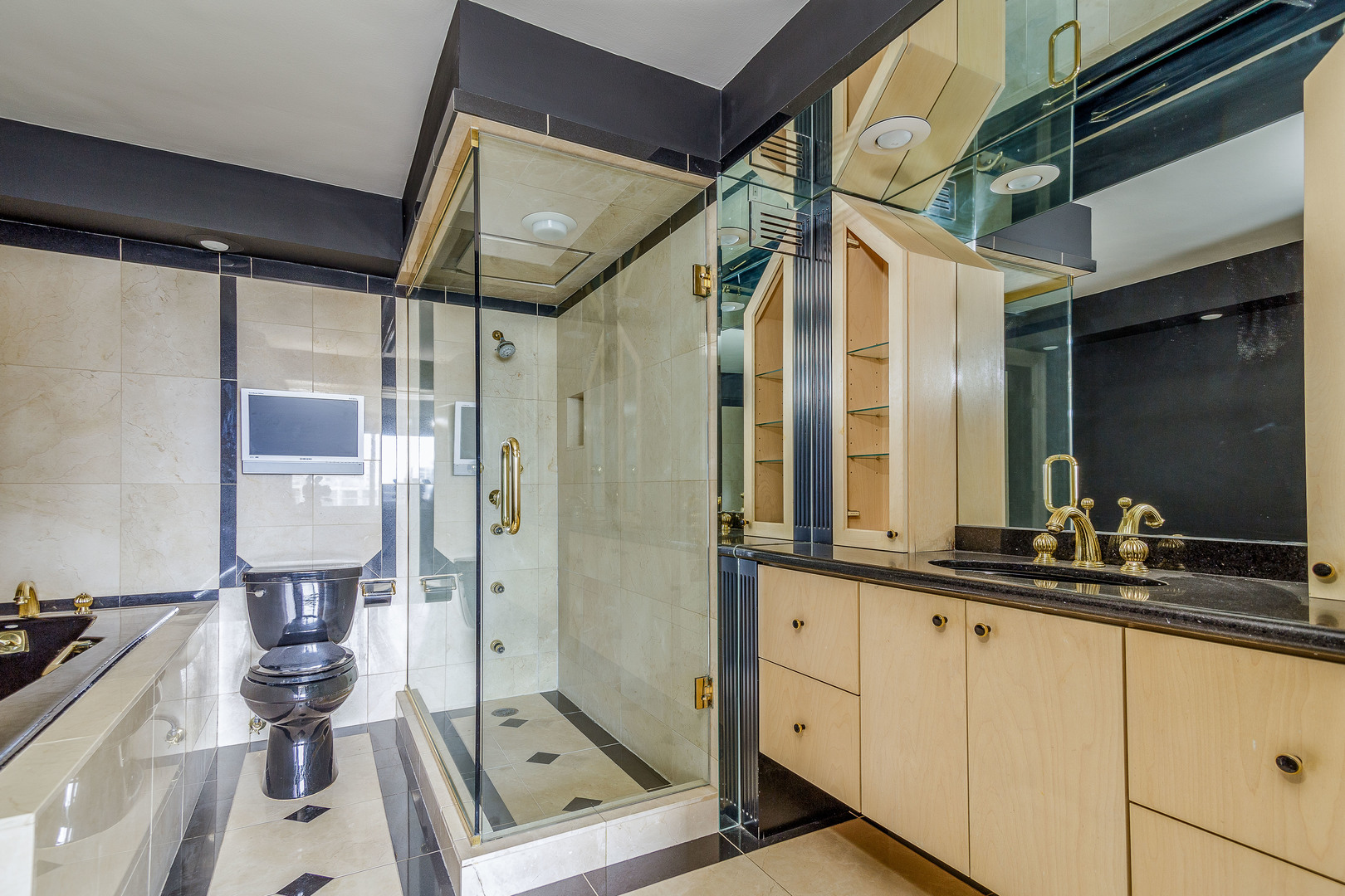 1440 N Lake Shore Drive 22abcd Property Photo 17