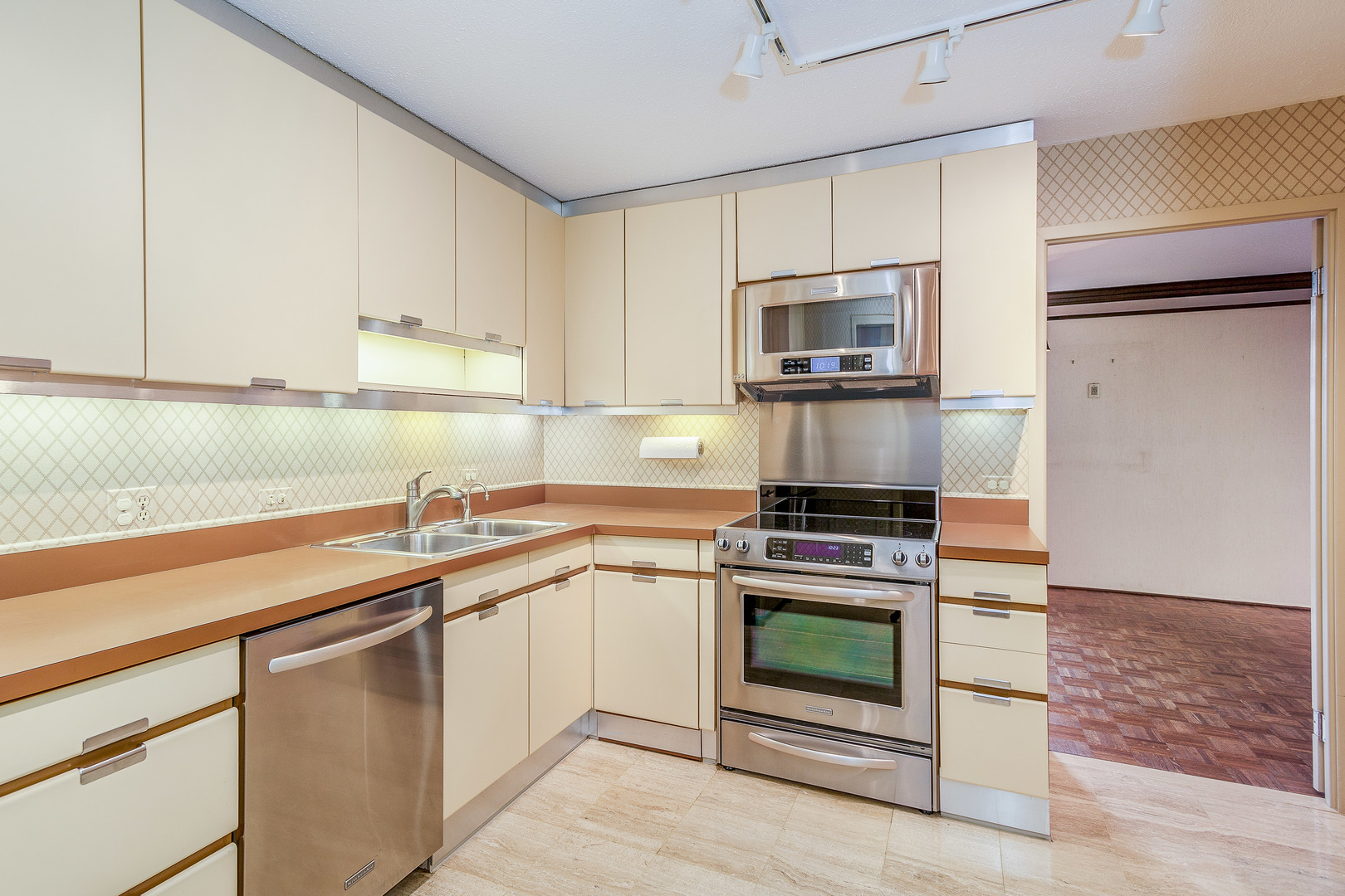 1440 N State Parkway 7d Property Photo 17