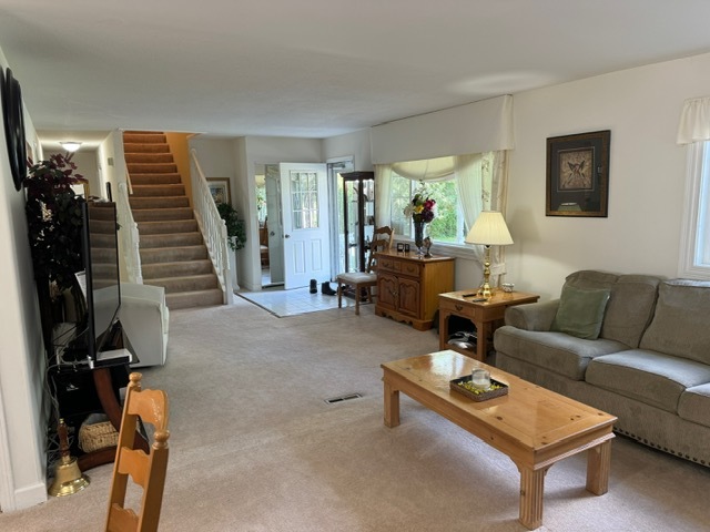 2819 Sun Valley Drive Property Photo 8