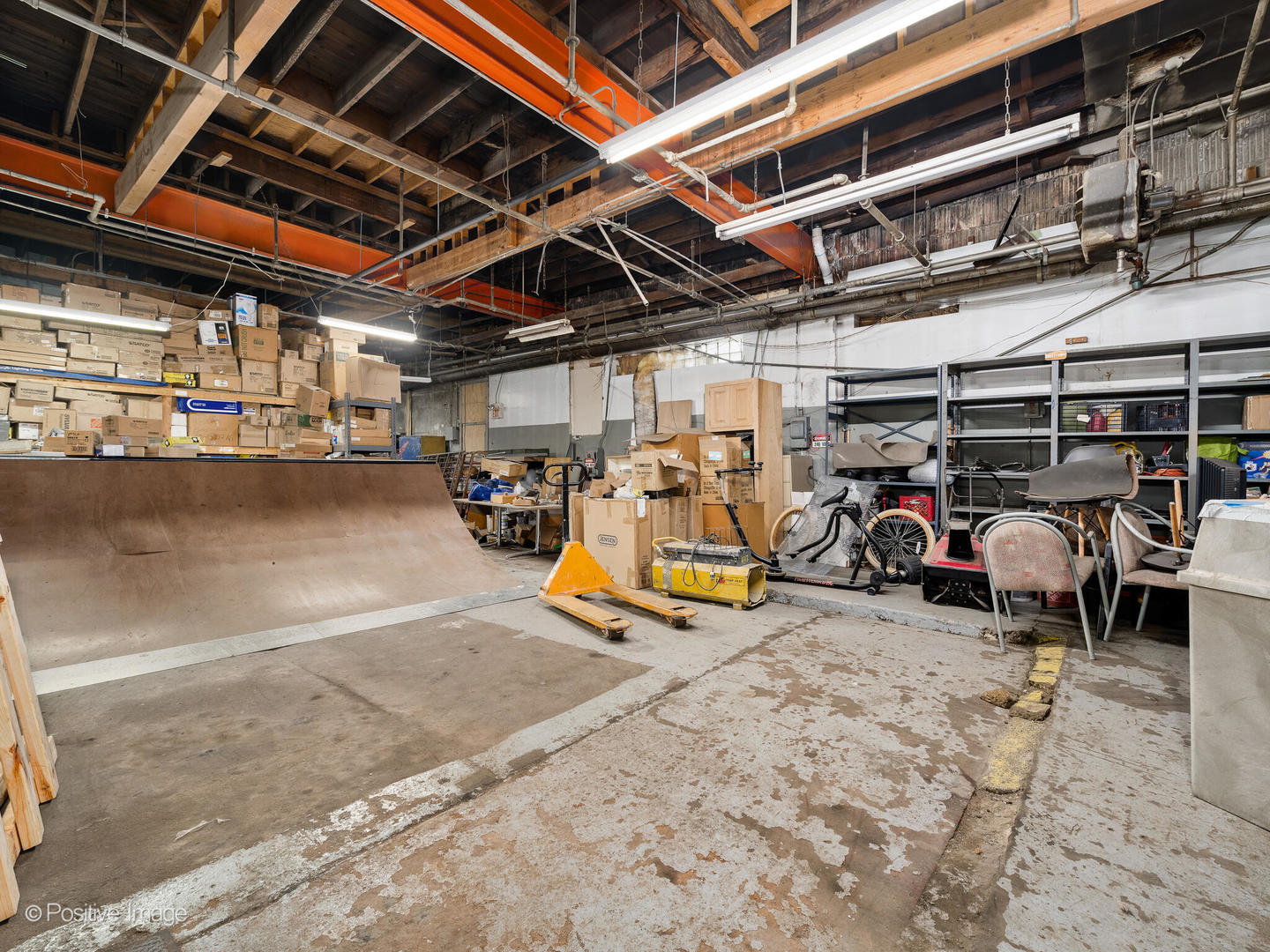 2525 S Wabash Avenue Property Photo 4