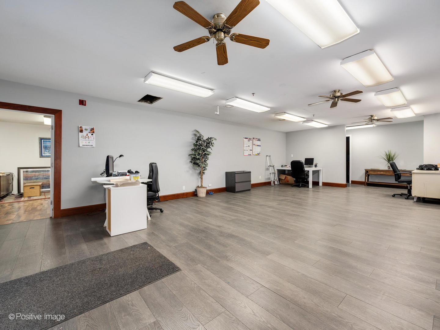 2525 S Wabash Avenue Property Photo 10