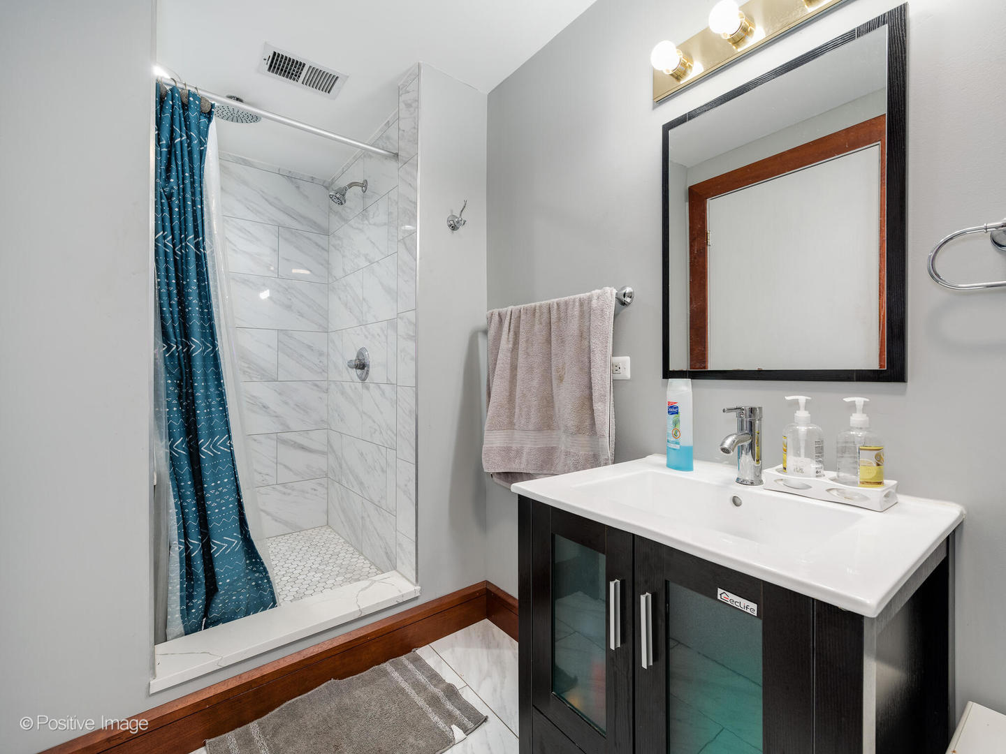 2525 S Wabash Avenue Property Photo 17
