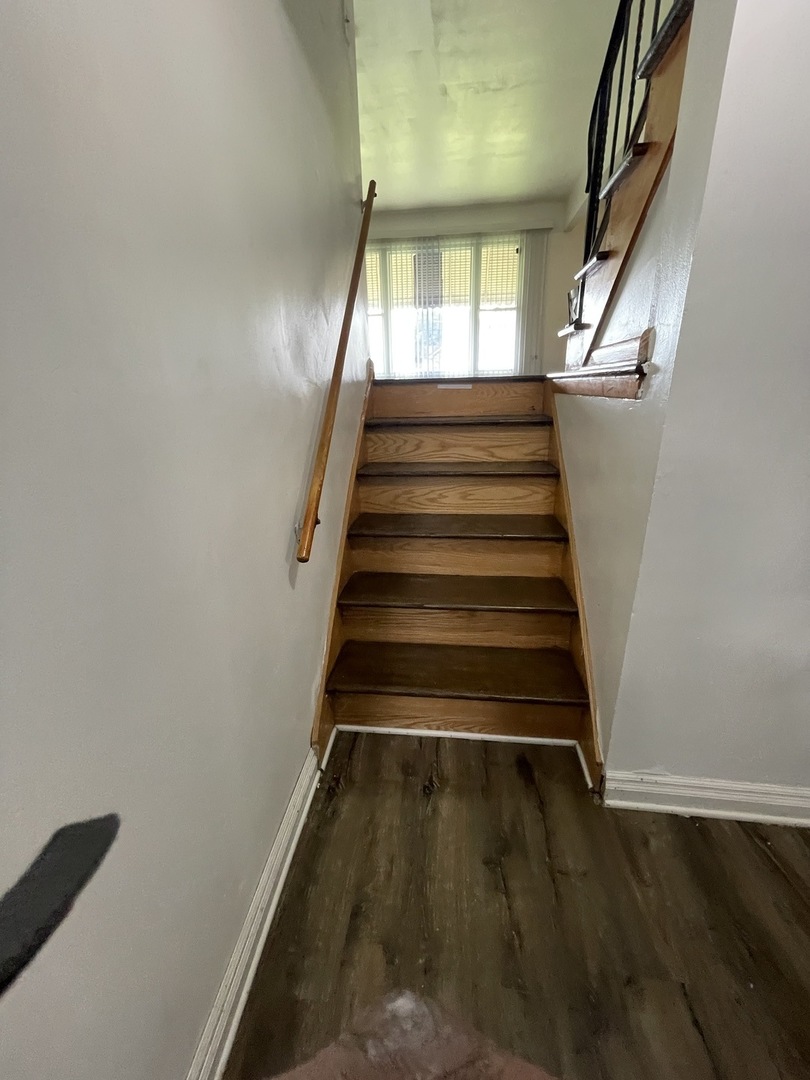 15937 Ashland Avenue Property Photo 11