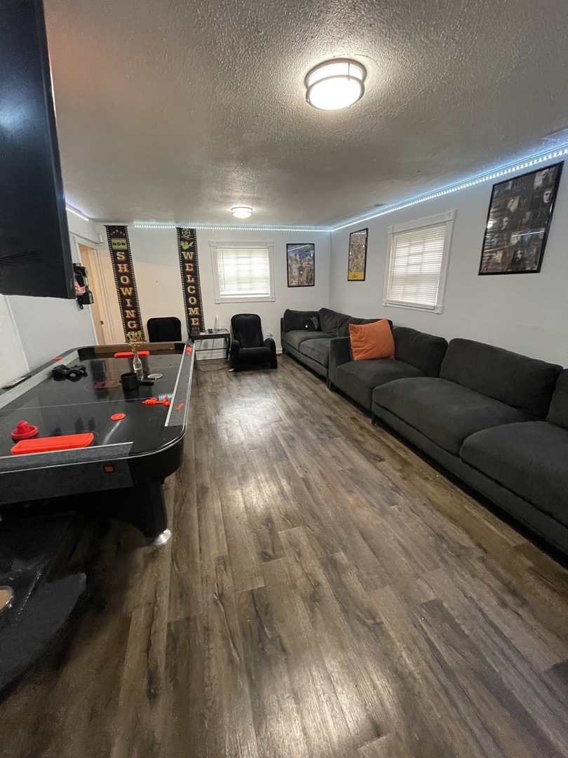 15937 Ashland Avenue Property Photo 19