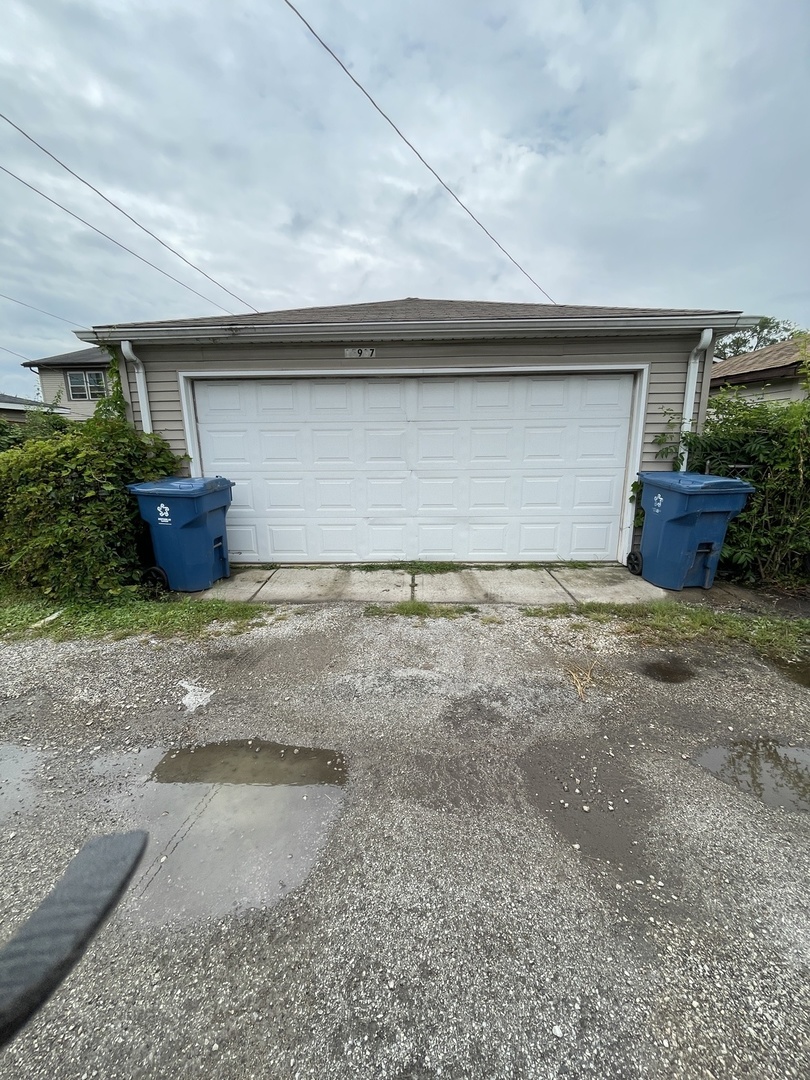 15937 Ashland Avenue Property Photo 25