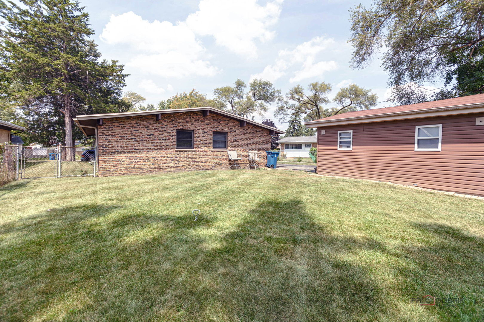 137 N Highview Avenue Property Photo 24