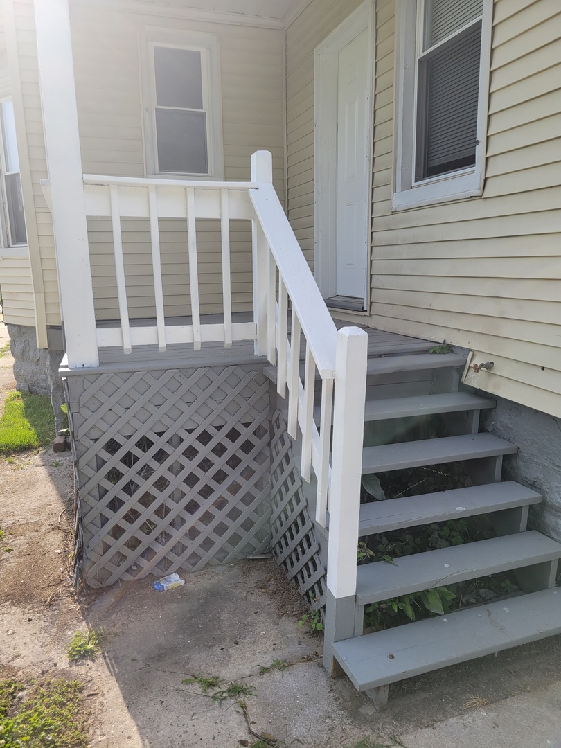 12033 S Wallace Street Property Photo 30