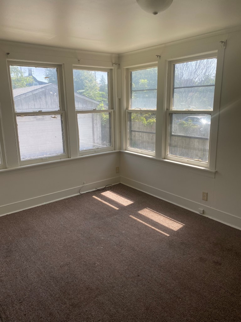 1315 S 7th Avenue Property Photo 7