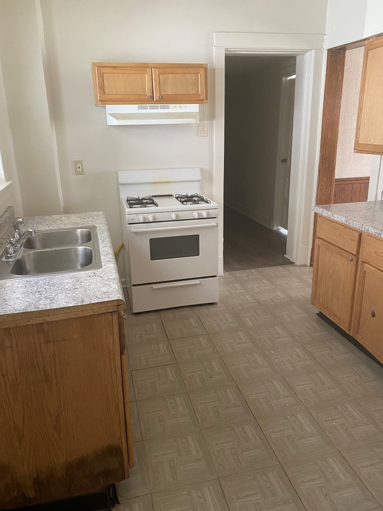 1315 S 7th Avenue Property Photo 8