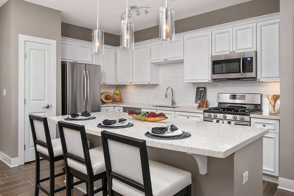 675 Station Boulevard 308 Property Photo 5