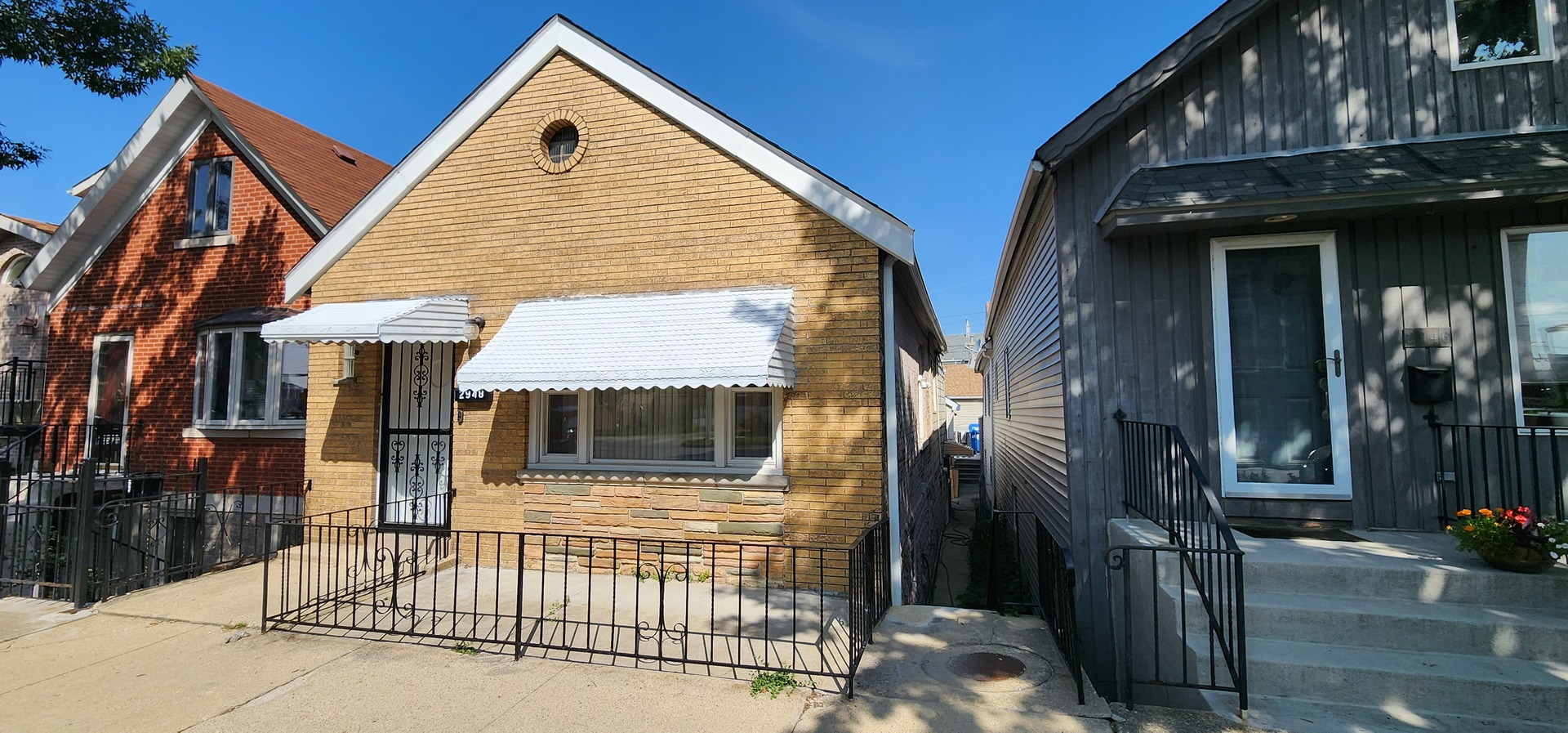 2948 S Lyman Street Property Photo 3