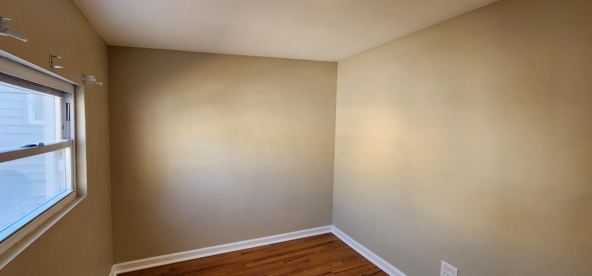2948 S Lyman Street Property Photo 10