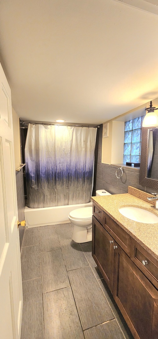 2948 S Lyman Street Property Photo 15